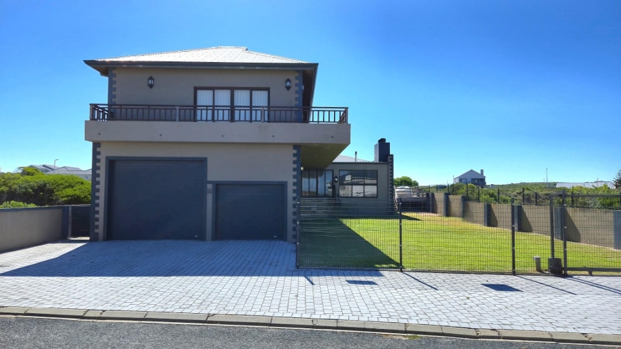 4 Bedroom Property for Sale in Kleinbaai Western Cape